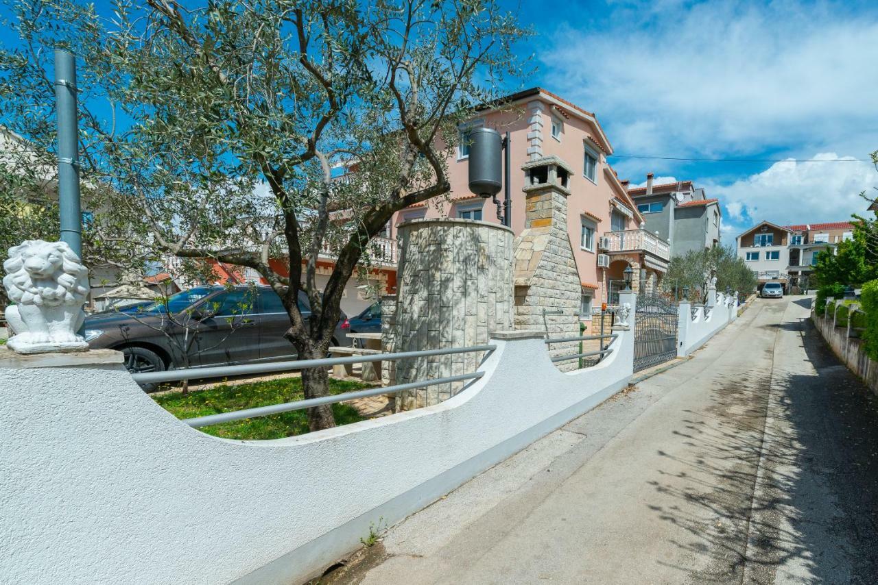 Katy & David Apartments Zadar Bagian luar foto